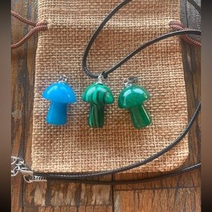 Bundle 3 crystal mushrooms - synthetic malachite and dyed Jade